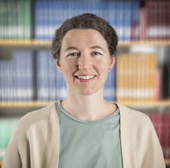 Frau  Jutta Bedehäsing