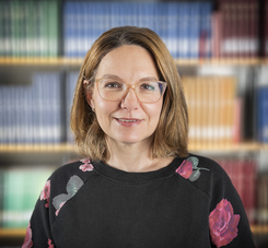 Frau  Marina Wilmanns
